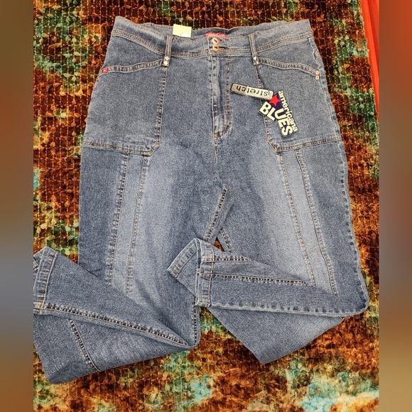 Americana Blues Denim - Americana Blues Women's Stretch Blue Cargo Utility Jeans. Size 24. NWT!
